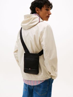 Imagen 2 del producto Bolso Travel Mini Crossover Negro Tommy Hilfiger