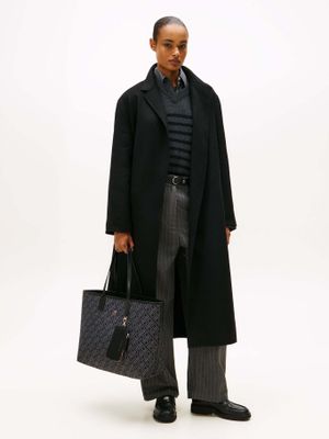 Imagen 2 del producto Tote Monogram Jacquard Negro Tommy Hilfiger