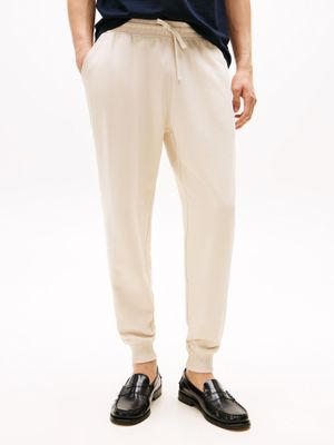 Imagen 2 del producto Joggers Essential Terry Con Logo Beige Tommy Hilfiger