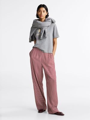 Imagen 2 del producto Polera Neat Varsity Relaxed Fit Gris Tommy Hilfiger