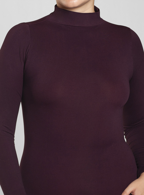 Beatle Esencial Liso Vino Monarch Poleras
