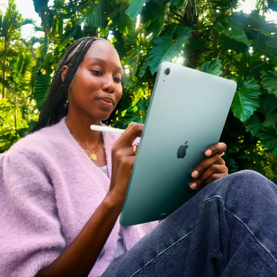 Imagen 2 del producto Apple iPad Air de 11"" con Chip M3 y WiFi 128 GB Azul