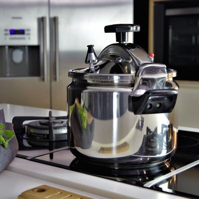 Imagen 2 del producto Olla a presión 8 litros acero inoxidable Qualita Fantuzzi