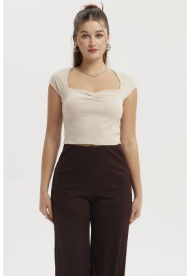 Imagen 2 del producto Polera Mujer Escote Corazón Rib Beige