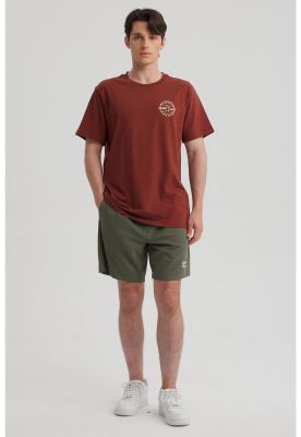 Imagen 2 del producto Bermuda Hombre Textura Liso Verde Militar