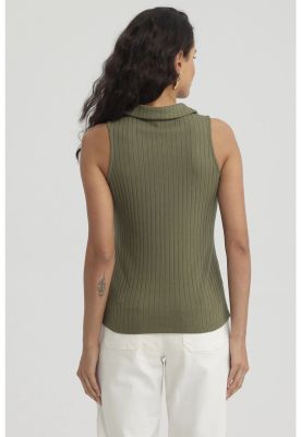 Imagen 2 del producto Polera Mujer Rib Medio Cierre Verde Musgo