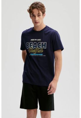 Imagen 1 del producto Polera Hombre Print Posicional Azul - lll