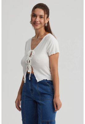 Imagen 2 del producto Polera Mujer Amarra Delantero Blanco