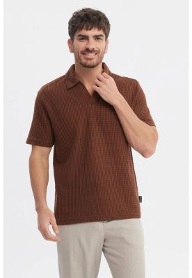 Imagen 1 del producto Polera Hombre Slim Cuello Polo Café