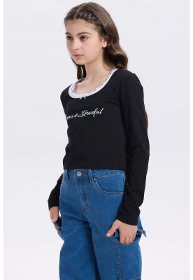 Imagen 2 del producto Polera Niña Con Aplicación Negro