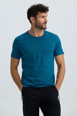 Imagen 2 del producto Polera Hombre Básica Con Bolsillo Petroleo