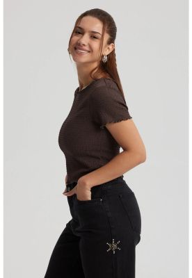 Imagen 2 del producto Polera Mujer Con Bardot Detalles Café Oscuro