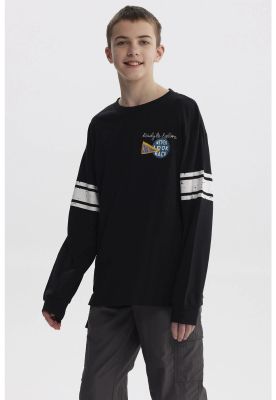 Imagen 2 del producto Polera Niño College Con Franjas Negro