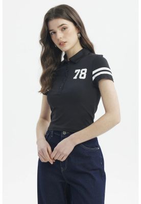 Imagen 2 del producto Polera Mujer Madia Pata Botón Negro