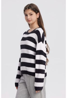 Imagen 2 del producto Sweater Niña Slim Negro