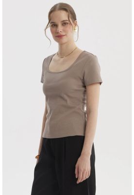 Imagen 2 del producto Polera Mujer Escote Cuadrado Rib Beige