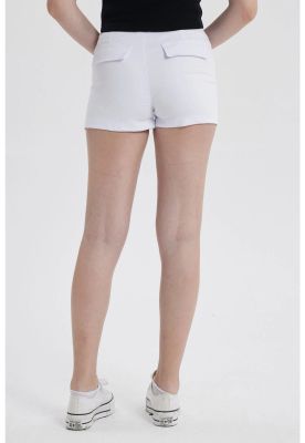 Imagen 2 del producto Short Mujer Gabardina Color Blanco