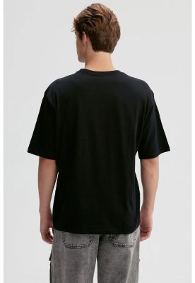 Imagen 2 del producto Polera Hombre Print Central Negro l