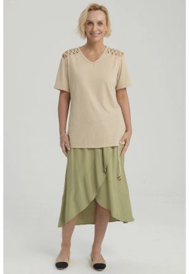 Imagen 2 del producto Polera Mujer Detalle Hombro Beige Oscuro