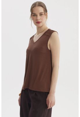 Imagen 2 del producto Polera Mujer Tape En Hombro Café Claro