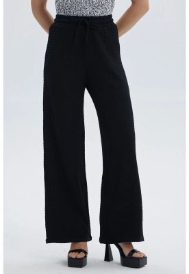 Pantalón Mujer Textura Pretina Con Amarras Negro