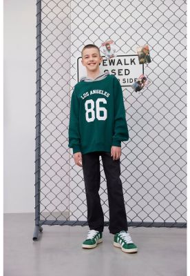 Imagen 2 del producto Polerón Niño Slim Verde Oscuro