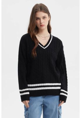 Imagen 1 del producto Sweater Mujer Cuello V Rayas Negro