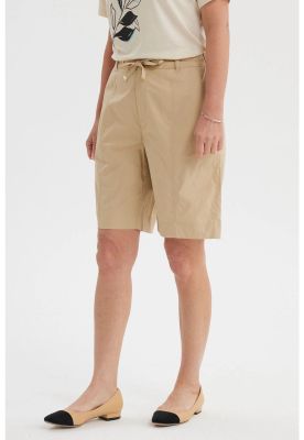 Imagen 2 del producto Bermuda Mujer Con Cortes Y Apertura Beige