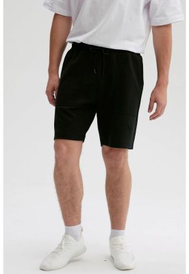 Bermuda Hombre Básico Negro