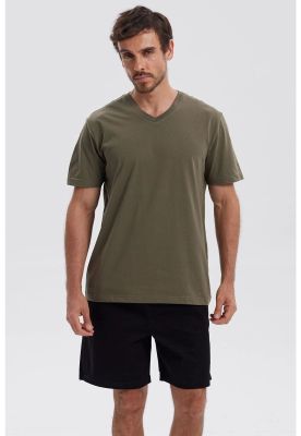 Polera Hombre Básica Verde Militar