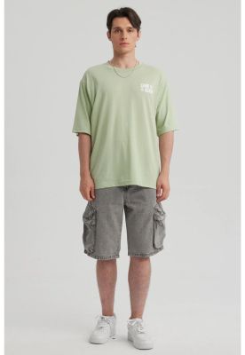 Imagen 2 del producto Polera Hombre Doble Print Verde Claro