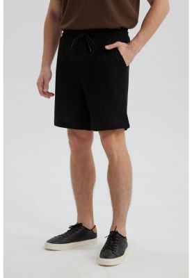 Imagen 2 del producto Bermuda Hombre Calce Recto Negro