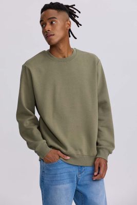 Imagen 2 del producto Polerón Hombre Liso Verde Militar