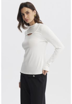 Imagen 2 del producto Polera Mujer Slim Cuello Apoyado Crudo