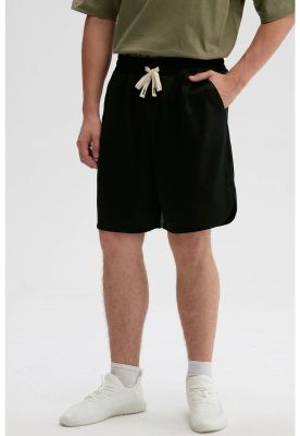 Imagen 2 del producto Bermuda Hombre Lisa Pretina Negro