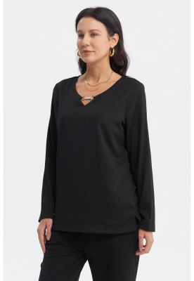 Imagen 2 del producto Polera Mujer Detalle Cuello Negro - ll