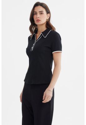 Imagen 2 del producto Polera Mujer Medio Cierre Negro