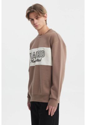 Imagen 2 del producto Polerón Hombre Oversize Cuello Redondo Kaki