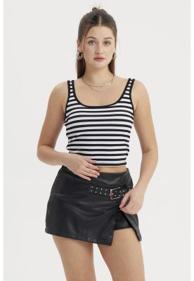 Imagen 1 del producto Polera Mujer Escote Cuadrado Negro / Blanco