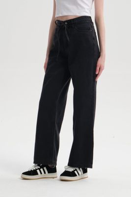 Imagen 2 del producto Jeans Mujer Calce Recto Lazo Negro