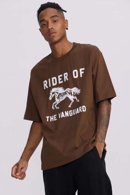 Polera Hombre Print Central West Chocolate