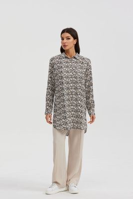 Imagen 2 del producto Blusa Mujer Larga Con Botón Parche Beige