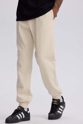 Imagen 2 del producto Pantalón Buzo Hombre Jogger Beige