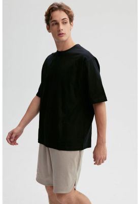 Imagen 2 del producto Polera Hombre Oversize Negro II