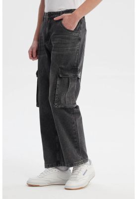 Imagen 2 del producto Jeans Hombre Cargo Calce Recto Gris