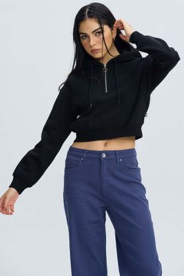 Imagen 2 del producto Polerón Mujer Medio Zipper Crop Negro