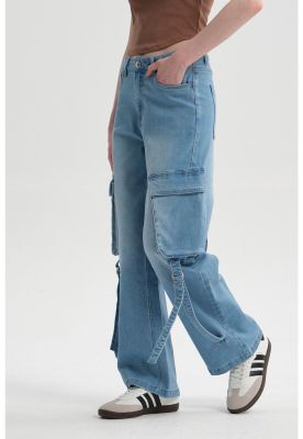 Imagen 2 del producto Jeans Mujer Calce Recto Cargo Amarra Azul Claro