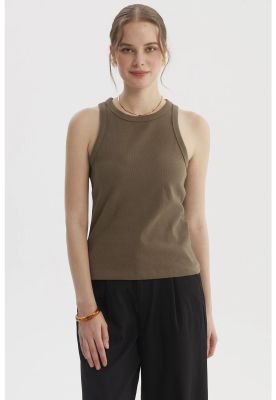 Imagen 1 del producto Polera Peto Mujer Básico Liso Rib Verde Olivo