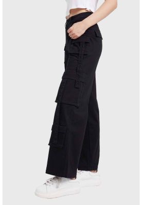 Imagen 2 del producto Pantalón Mujer Cargo Tiras Negro