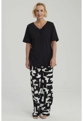 Imagen 2 del producto Polera Mujer Macramé Negro - ll